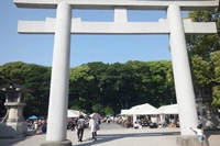 護国神社の入り口