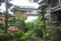 古民家ならではの日本庭園