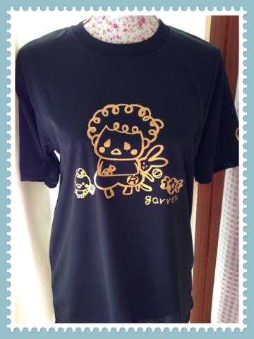 屋根裏兎と林檎姫オリジナルTシャツ