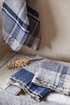 リトアニアのリネン100%のキッチンクロス